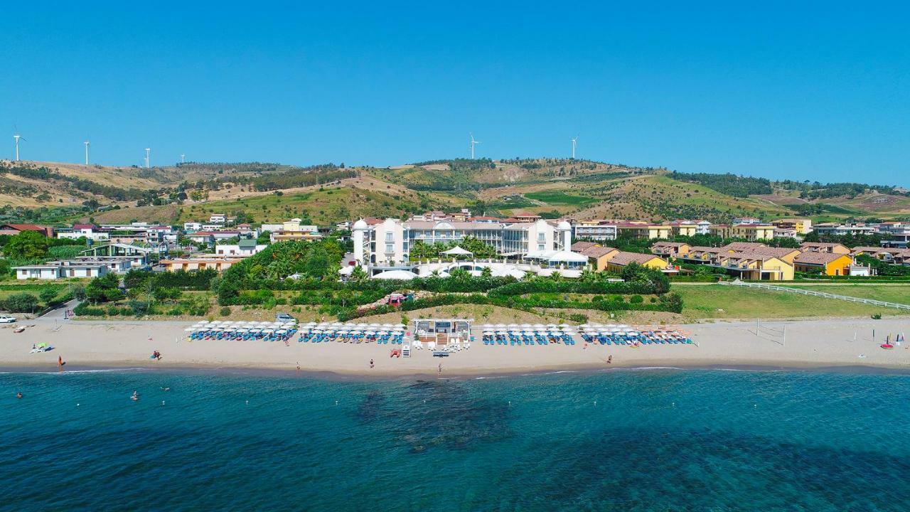 Grand Hotel Balestrieri Торре-Мелісса Екстер'єр фото