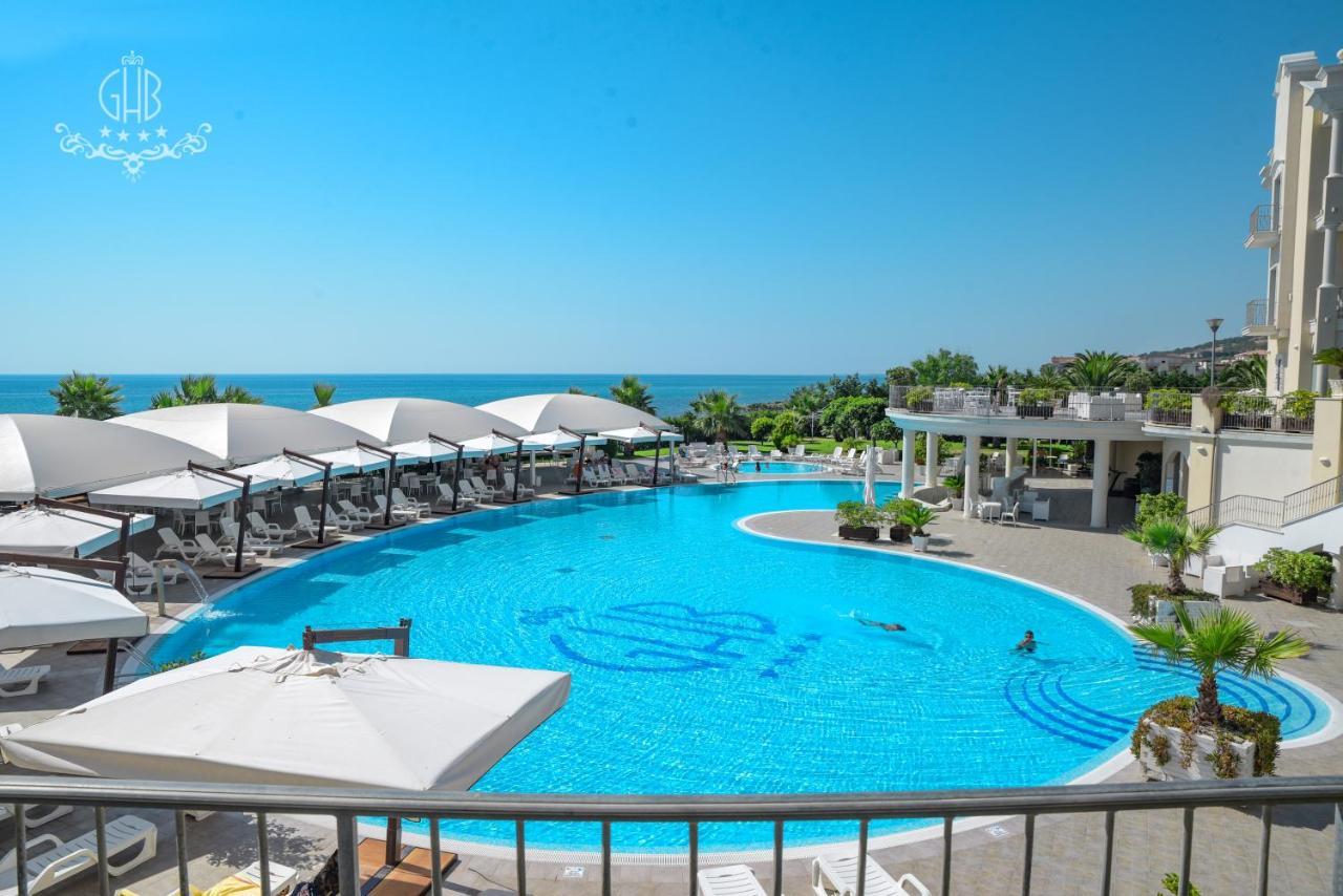 Grand Hotel Balestrieri Торре-Мелісса Екстер'єр фото